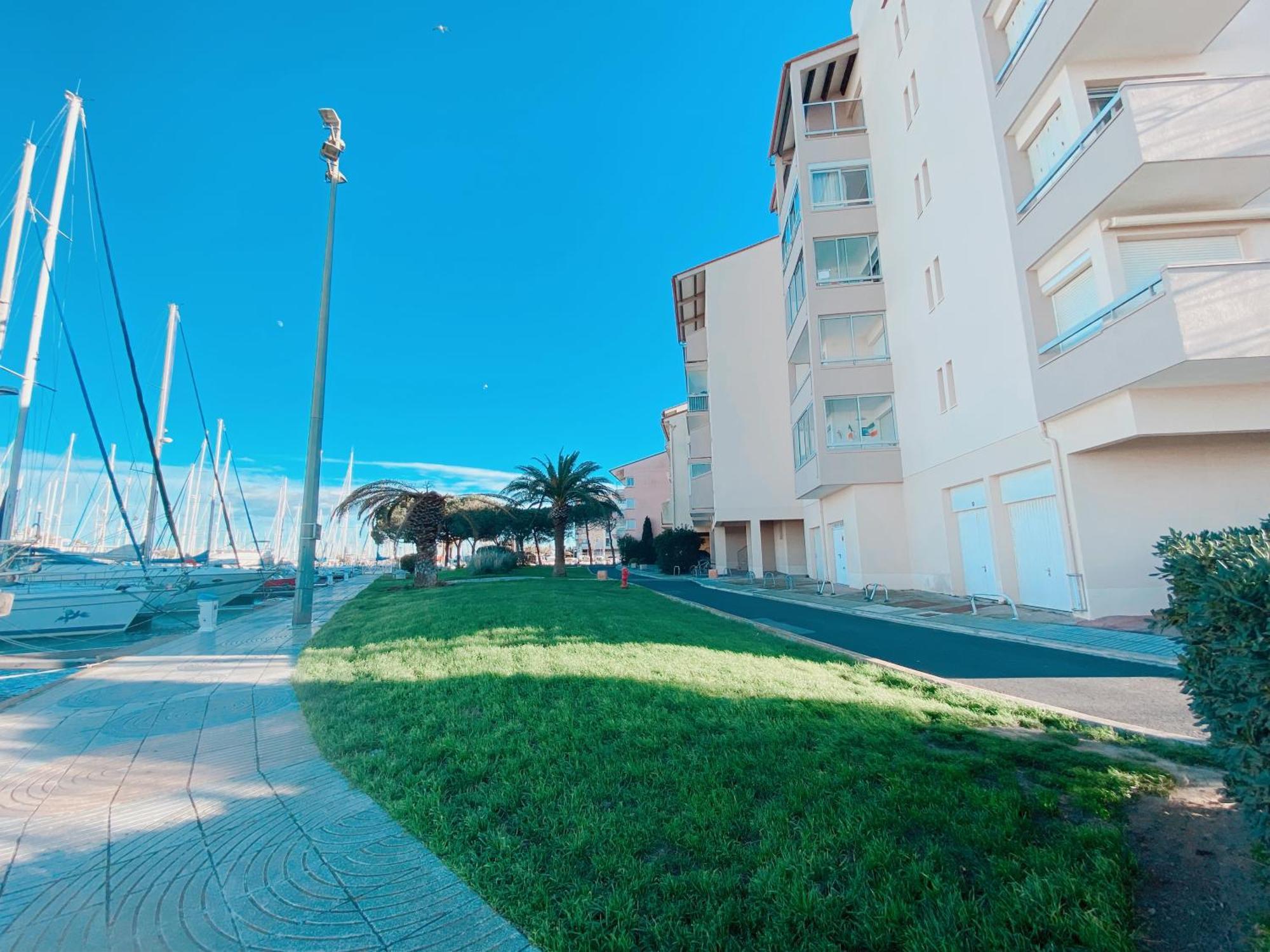 Magnifique T2 Au Calme Avec Superbe Vue Sur Le Port Apartment *