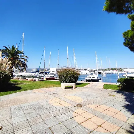 Magnifique T2 Au Calme Avec Une Superbe Vue Sur Le Port Canet-en-Roussillon Exterior foto