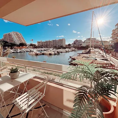 Magnifique T2 Au Calme Avec Une Superbe Vue Sur Le Port Canet-en-Roussillon Exterior foto